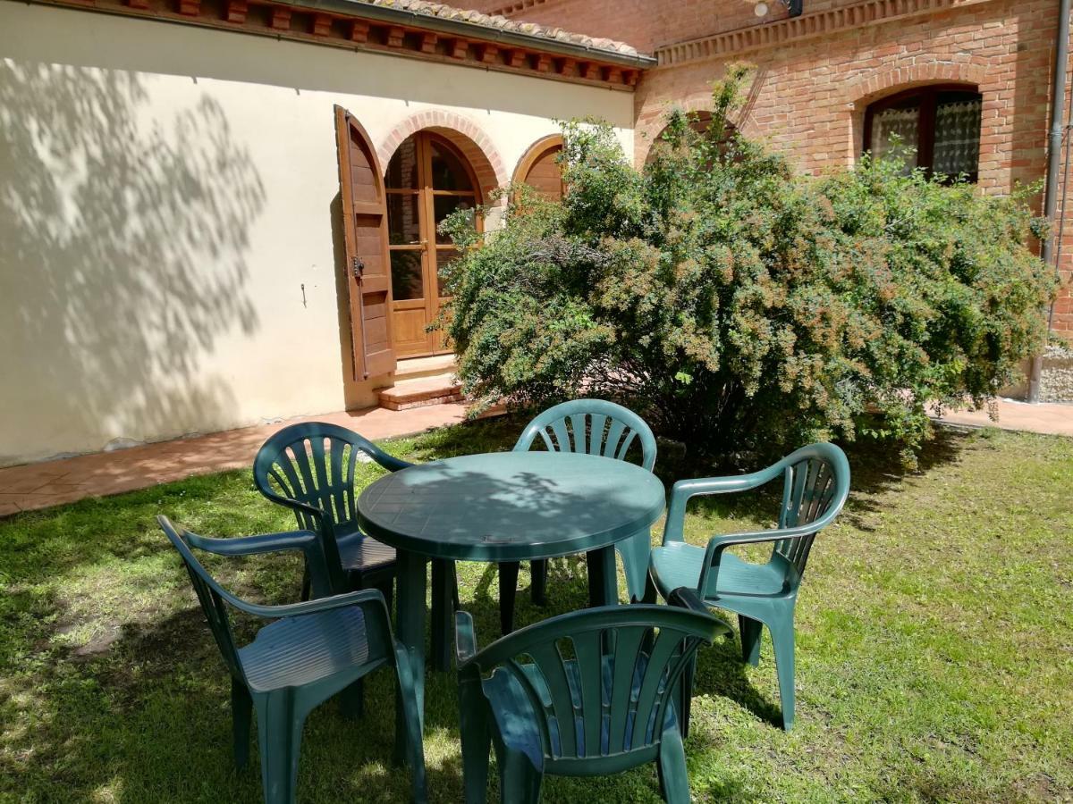Agriturismo Piandimaggio بيينْسا المظهر الخارجي الصورة